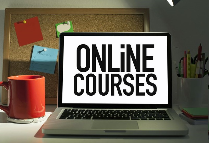 How-short-online-courses-can-actually-help-in-career